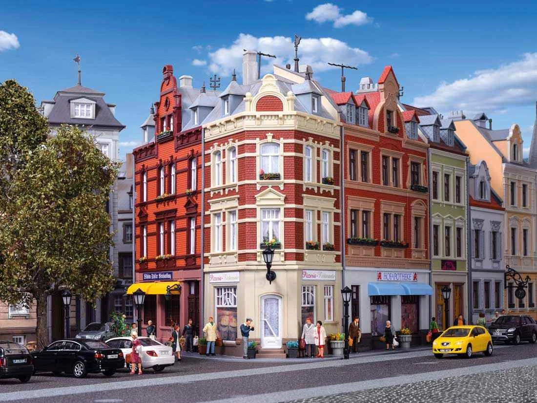 Kibri 38355 H0 Eckhaus Am Hanseplatz