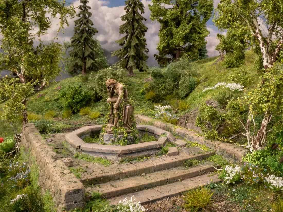 Noch 48001 TT Vergessener Ort Brunnen