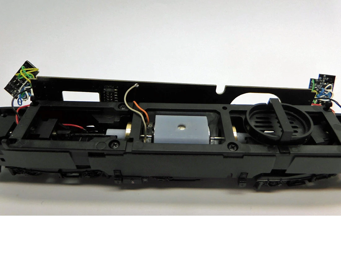 Micromotor TP002C Umbausatz Glockenankermotor Für Piko TT BR 147, BR 187, BR 388 – Bild 2